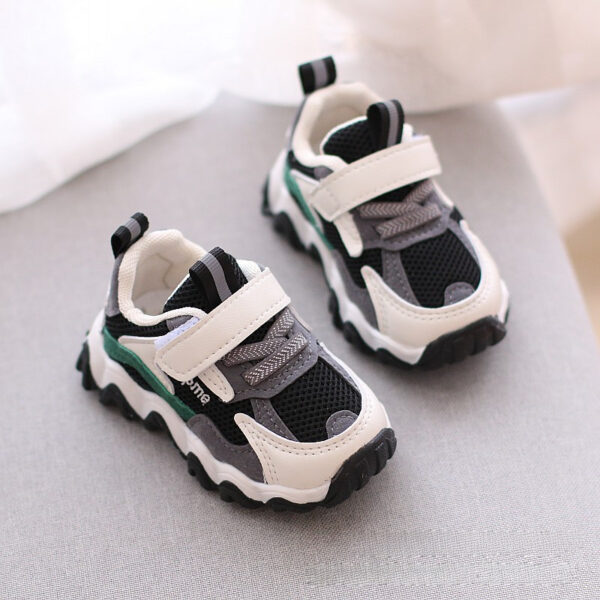 Baby shoes